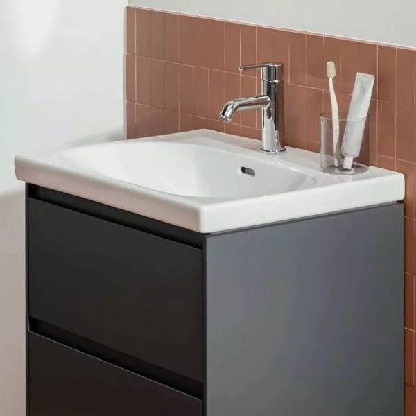 laufen-lani-550-wall-mounted-vanity-unit-with-ceramic-washbasin-traffic-grey-lifestyle-deluxe-bathro